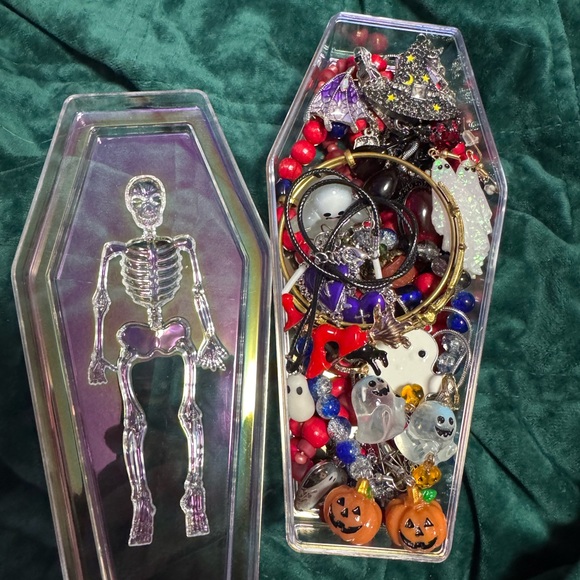 Halloween Jewelry Set in Coffin Box - Picture 1 of 3